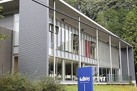 ラウンジが自由に利用可能